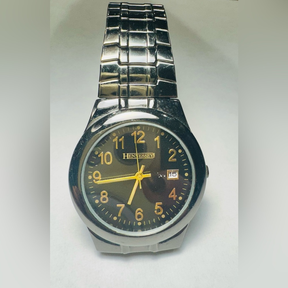 Vintage Black & Gold Men's Watch